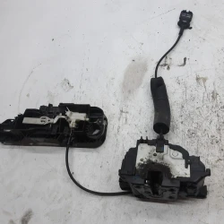 ZAKLEP SP LEVA Renault MEGANE III  2011 1.9 dci