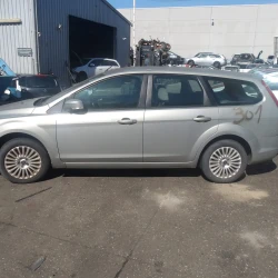 AUTO PER PEZZI Ford Focus 2009 1.6 TDCI