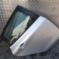 GOLA VRATA ZADAJ DESNA Peugeot 208 2015 1.2 9671907480