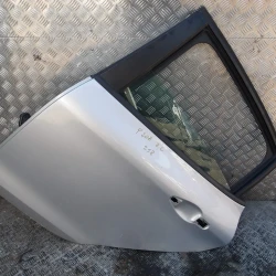 GOLA VRATA ZADAJ LEVA Peugeot 208 2015 1.2 9671907580