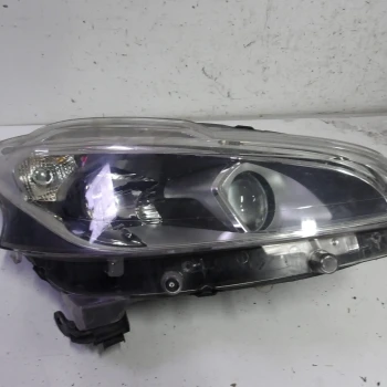 ŽAROMET DESNI Peugeot 208 2015 1.2 9810805880