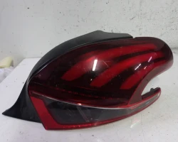 TAIL LIGHT RIGHT Peugeot 208 2015 1.2 9810430580