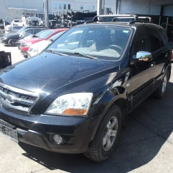 AUTO PER PEZZI Kia Sorento 2011 2.5 CRDI