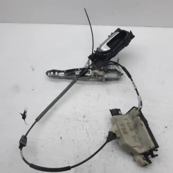 ZAKLEP  SPREDAJ DESNA Peugeot 208 2013 1.2 9688079280