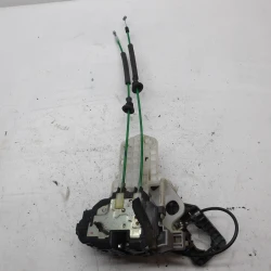 ZAKLEP  ZADAJ DESNA Hyundai i30 2011 1.4 81420-2l000