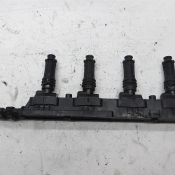 BOBINA DI ACCENSIONE Opel Corsa 2005 1.4 16V 0221503472 BOBINA DI ACCENSIONE Opel Corsa 2005 1.4 16V 0221503472