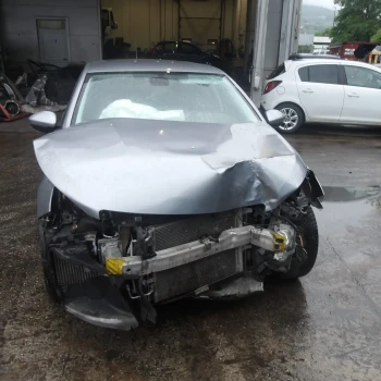 AUTO PER PEZZI Peugeot 308 2019 1.2 BREAK