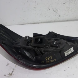 TAIL LIGHT RIGHT Opel Corsa 2010 1.4 16V 89075557a