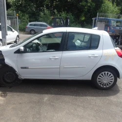 AVTO ZA DELE Renault CLIO III 2012 1.5 DCI