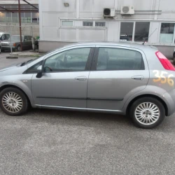 AUTO PER PEZZI Fiat Grande Punto 2007 1.3 JTD