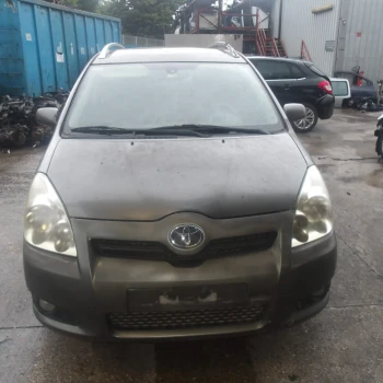 CAR FOR PARTS Toyota Corolla 2004 VERSO 2.0 D4D