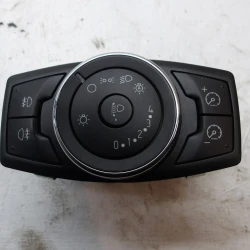 STIKALO LUČI Ford Focus 2011 1.6 10093008