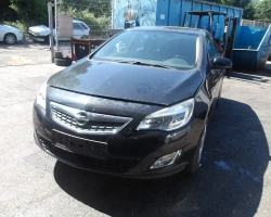 AUTO PER PEZZI Opel Astra 2012 1.6