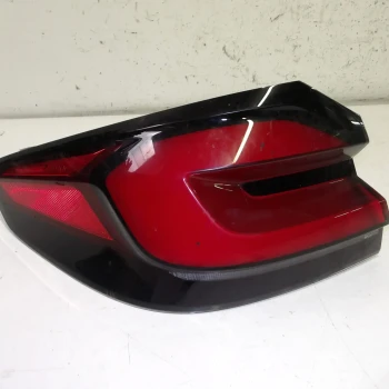 STOP LUČ LEVA BMW 5 2024 520 6321-8493811