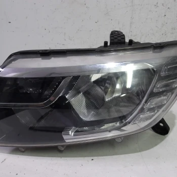 HEADLIGHT LEFT Dacia Sandero 2018 1.0