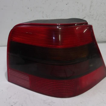 TAIL LIGHT RIGHT Volkswagen Golf 2002 1.6