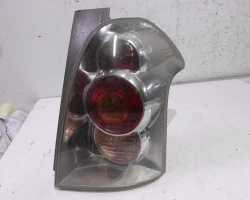 FARO POSTERIORE DESTRO Toyota Corolla 2004 VERSO 2.0 D4D