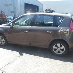 AUTO PER PEZZI Renault SCENIC 2010 III. 1.5 DCI