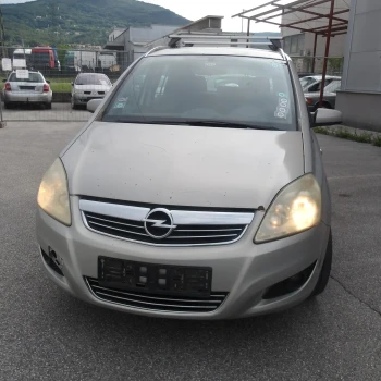 AVTO ZA DELE Opel Zafira 2008 1.6 16V