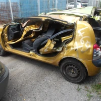 AVTO ZA DELE Renault CLIO 2002 1.4 16V