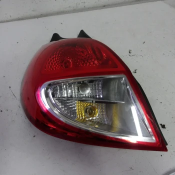 STOP LUČ LEVA Renault CLIO III 2012 1.5 DCI 8200886944