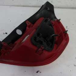 STOP LUČ LEVA Renault CLIO III 2012 1.5 DCI 8200886944