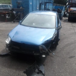 AVTO ZA DELE Volkswagen Golf 2004 1.9 TDI AVTO ZA DELE Volkswagen Golf 2004 1.9 TDI