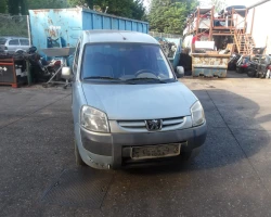 AUTO PER PEZZI Peugeot PARTNER 2 2007 1.6 HDI