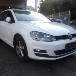 CAR FOR PARTS Volkswagen Golf 2016 VII. 1.6 TDI VARIANT CAR FOR PARTS Volkswagen Golf 2016 VII. 1.6 TDI VARIANT