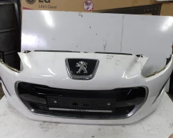 ODBIJAČ SPREDAJ Peugeot 308 2012 1.6