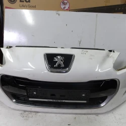 ODBIJAČ SPREDAJ Peugeot 308 2012 1.6