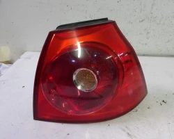 TAIL LIGHT RIGHT Volkswagen Golf 2004 1.9 TDI