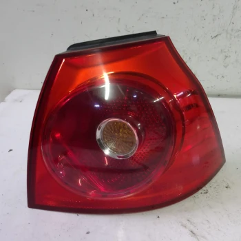 STOP LUČ DESNA Volkswagen Golf 2004 1.9 TDI