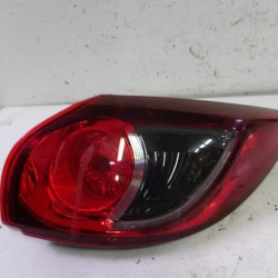 FARO POSTERIORE DESTRO Mazda CX5 2015 2.2 D AWD AUT. KD5451150D FARO POSTERIORE DESTRO Mazda CX5 2015 2.2 D AWD AUT. KD5451150D