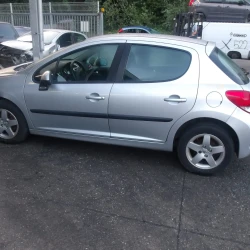 AUTO PER PEZZI Peugeot 207 2010 1.4 HDI