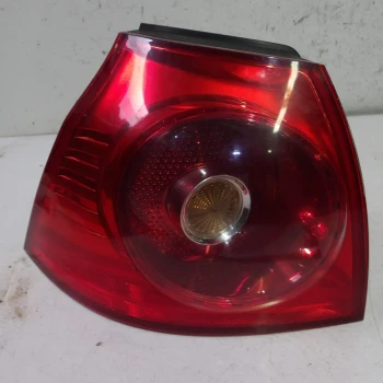 TAIL LIGHT LEFT Volkswagen Golf 2004 V. 1.9 TDI 1k6945095e