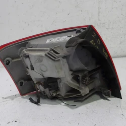 STOP LUČ DESNA Audi A4, S4 2006 2.7 TDI AVANT 8e9945096e