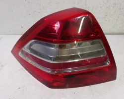 STOP LUČ LEVA Renault MEGANE II 2009 SEDAN 1.6 16V 8200757700