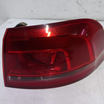 TAIL LIGHT RIGHT Volkswagen Passat 2012 2.0TDI AUT. 4 MOTION 3af945096c