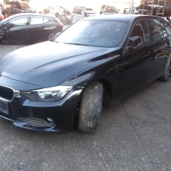 AUTO PER PEZZI BMW 3 2014 318 D