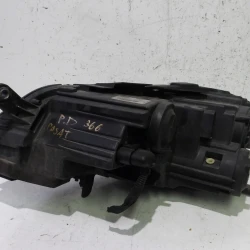 FARO ANTERIORE DESTRO Volkswagen Passat 2012 2.0TDI AUT. 4 MOTION 90010126