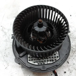 VENTILATOR KABINE Volkswagen Golf 2016 VII. 1.6 TDI VARIANT 5q1819021d
