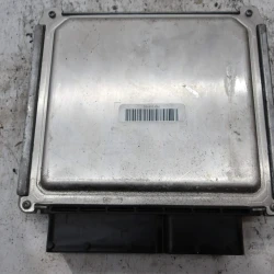 CENTRALINA INIEZIONE MOTORE Volkswagen Golf 2016 VII. 1.6 TDI VARIANT 04l907445b