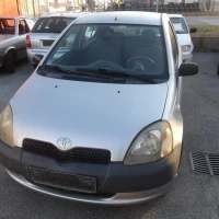 AVTO ZA DELE Toyota Yaris 2000 1.0
