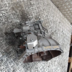 GEARBOX Toyota Yaris 2010 1.0 303000D070