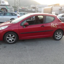 AUTO PER PEZZI Neznano Neznano 2006 1.4