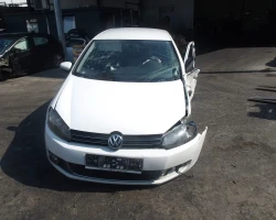 AUTO PER PEZZI Volkswagen Golf 2010 1.6 TDI