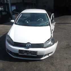 CAR FOR PARTS Volkswagen Golf 2010 1.6 TDI CAR FOR PARTS Volkswagen Golf 2010 1.6 TDI