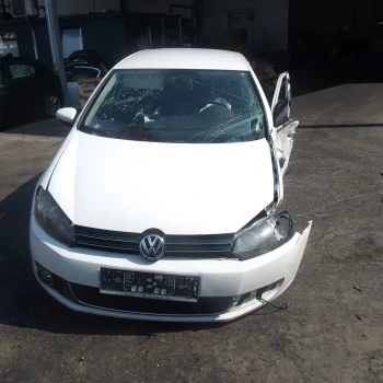 CAR FOR PARTS Volkswagen Golf 2010 1.6 TDI