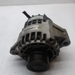 ALTERNATOR Opel Zafira 2004 1.9 DT 95520873